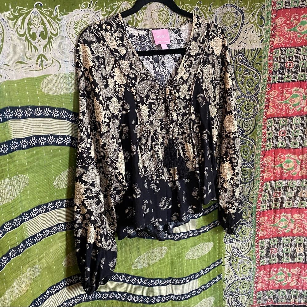 Muse Black/ Tan Sherry Paisley Baby Doll Bohemian Peasant Blouse Size Small - Picture 7 of 16